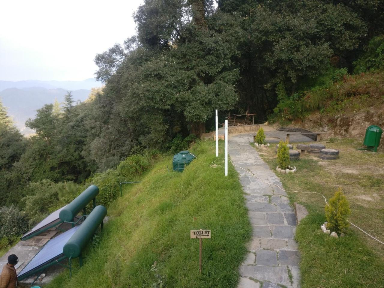 Simba Cafe & Lodge Binsar Exterior foto